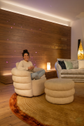 Calvia mit Hocker in Cosy Comfort